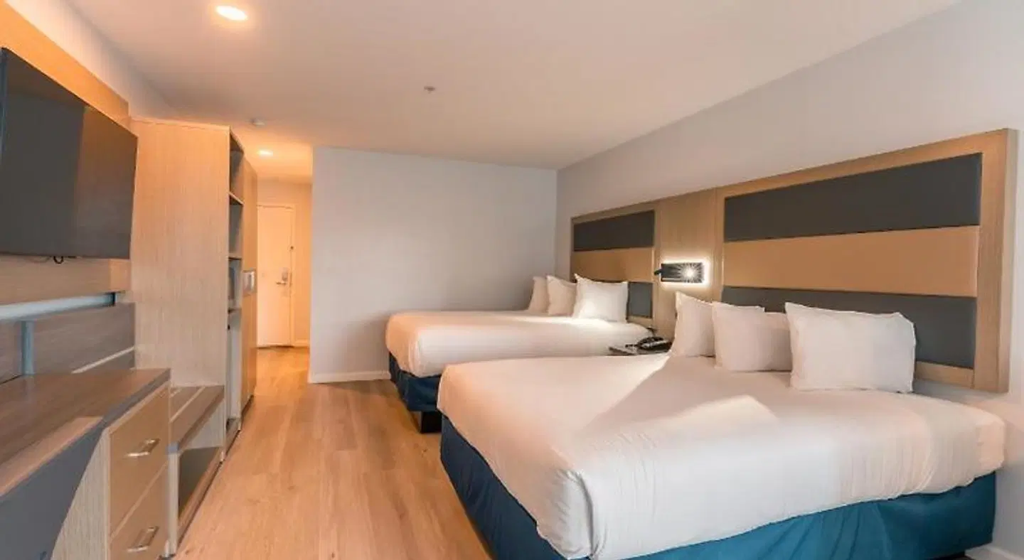 Hotel Aluxor SFO ROOM_EXAMPLE