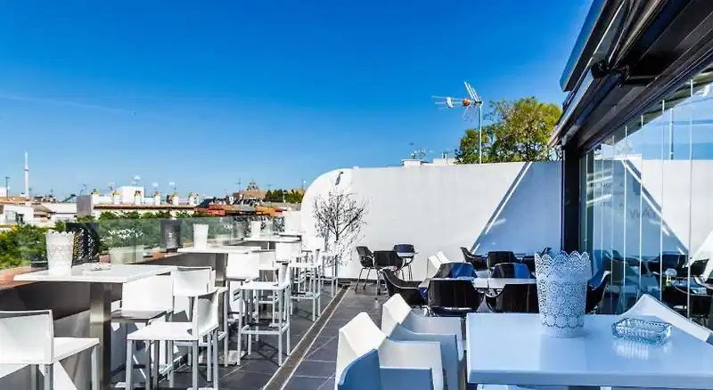 Patio de La Alameda – Hotelfoto