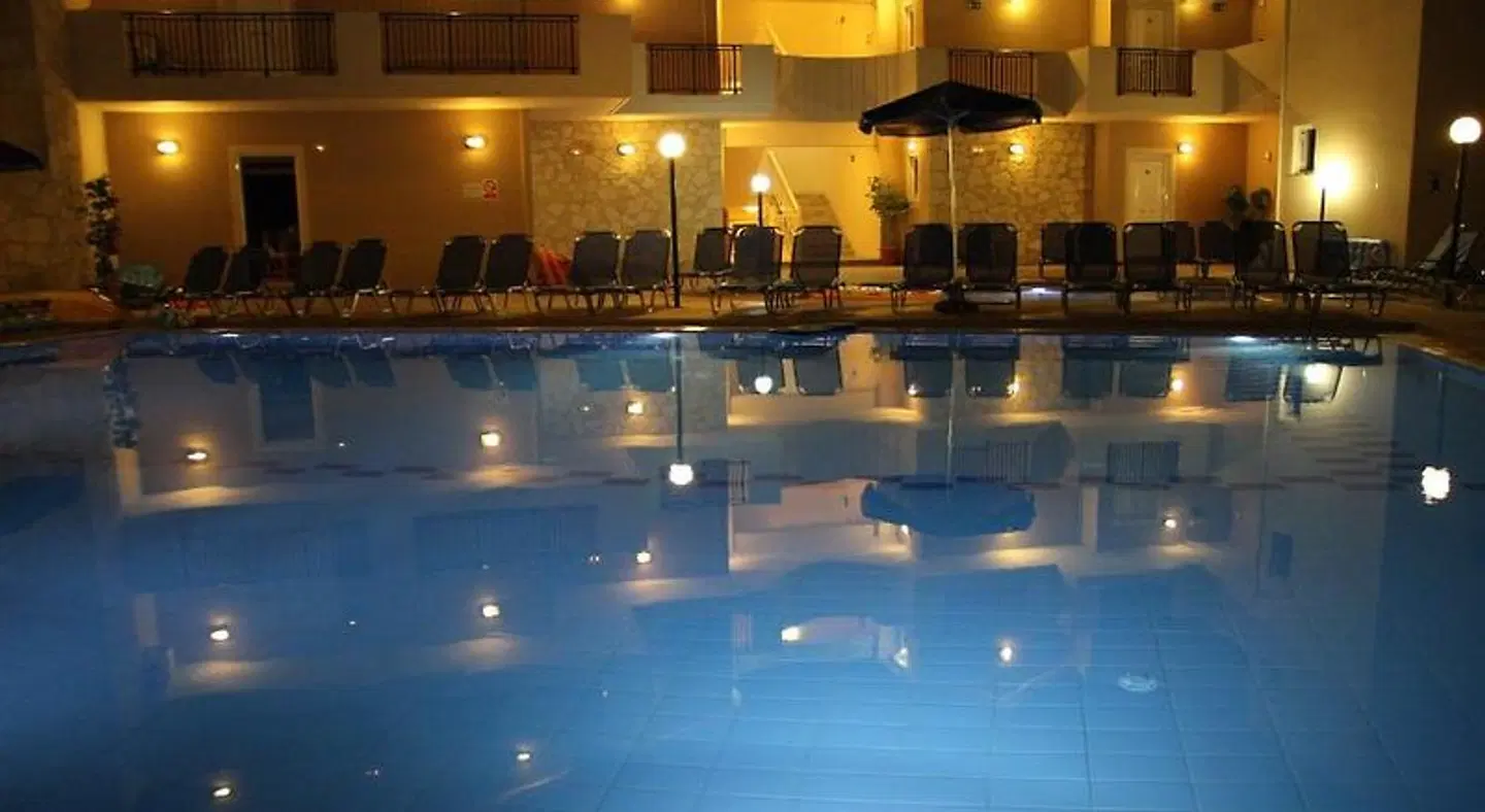 Orion Star Hallenbad