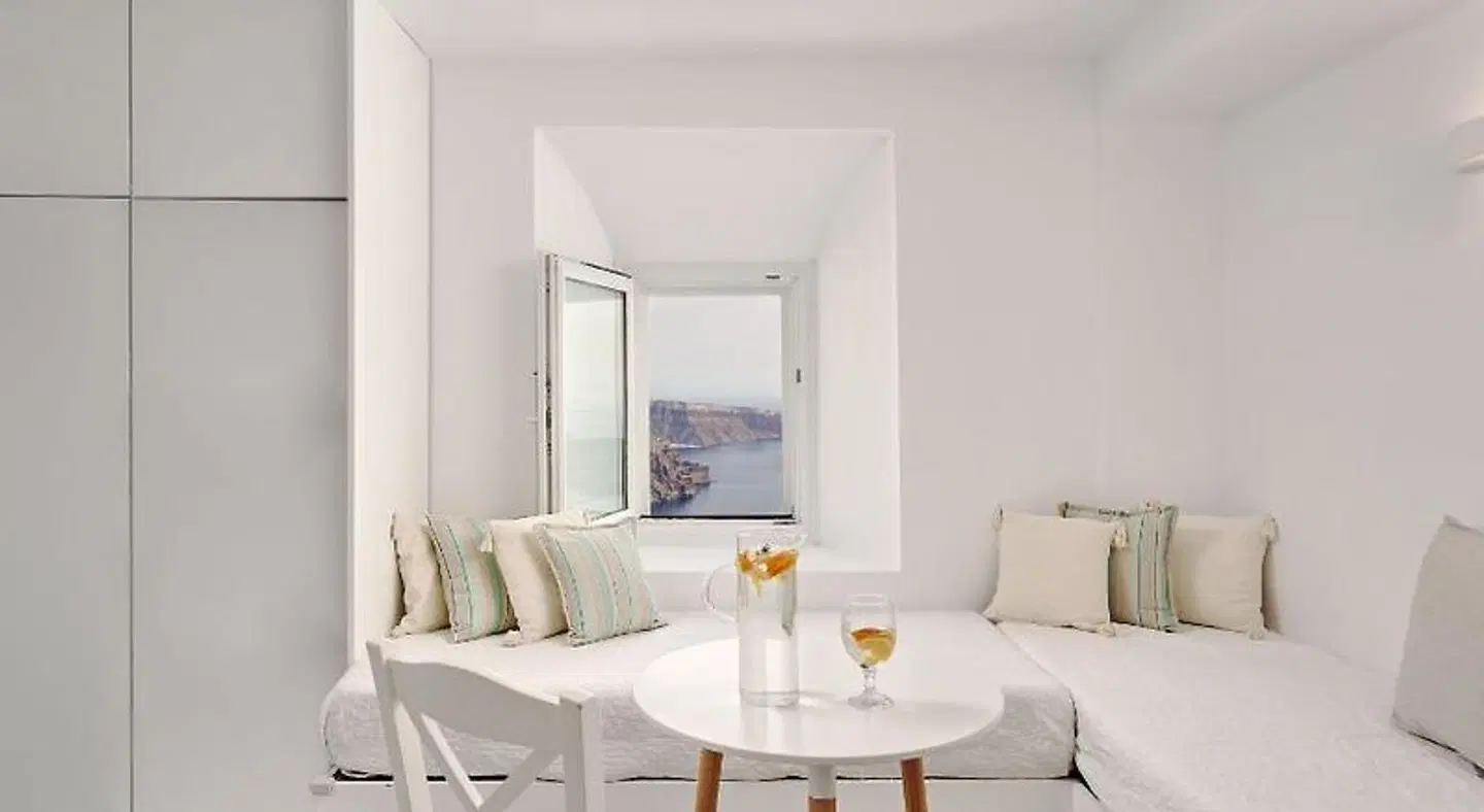 Santorini Mansion at Imerovigli ROOM_EXAMPLE
