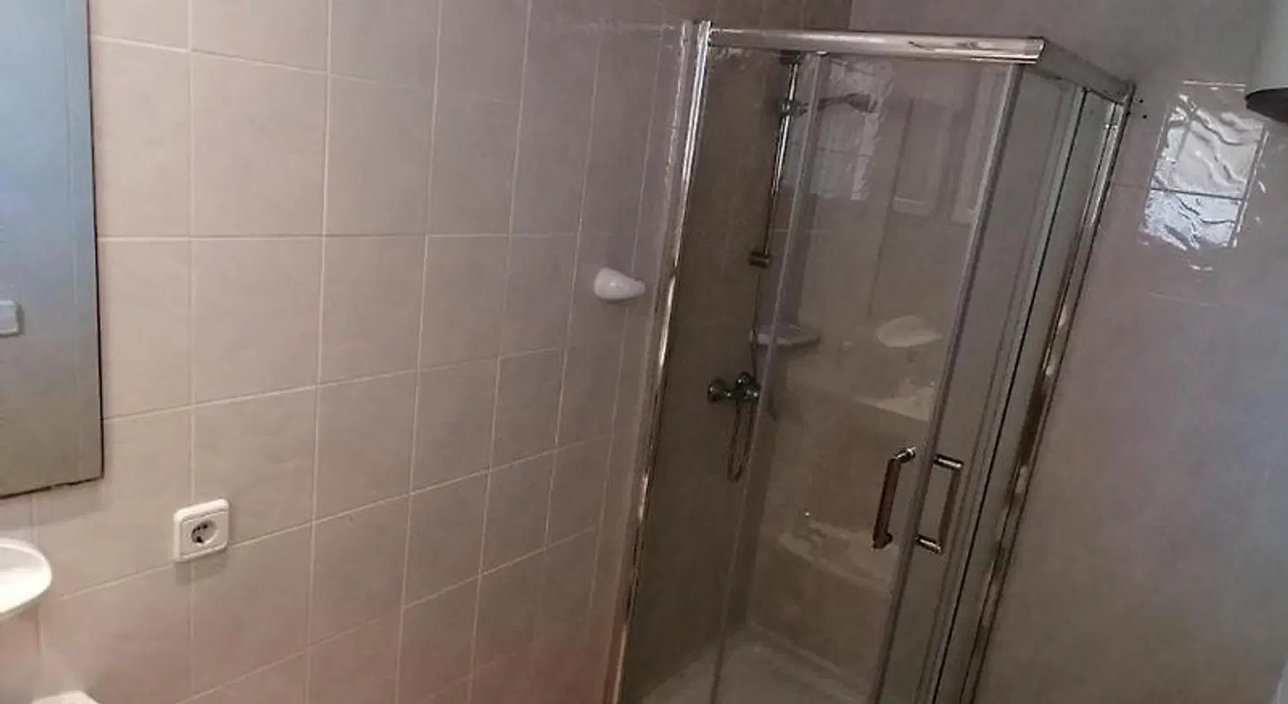 Hostal Saturno Badezimmer