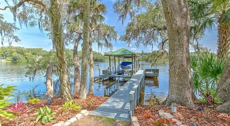 Riverbend Retreat – Hotelfoto