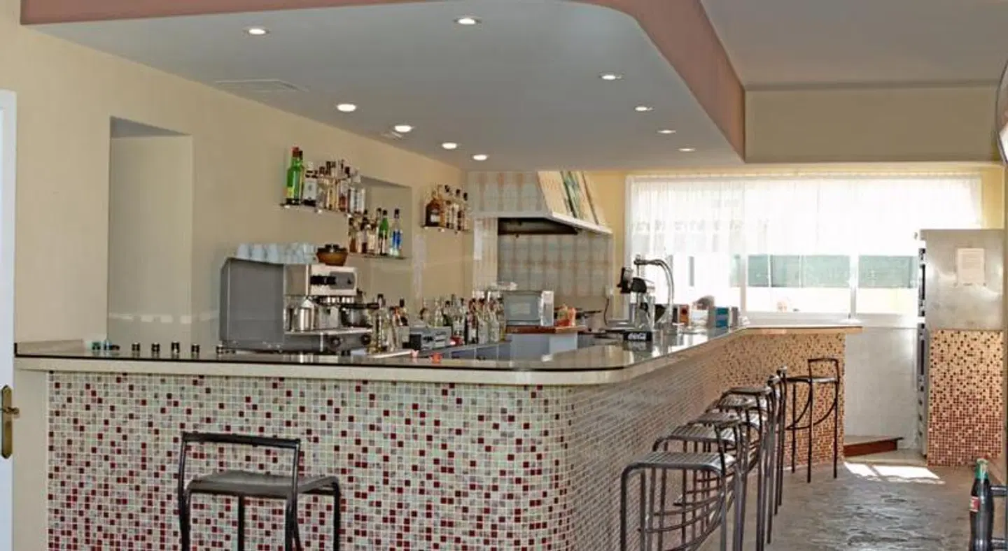 Anibal Hostal Bar