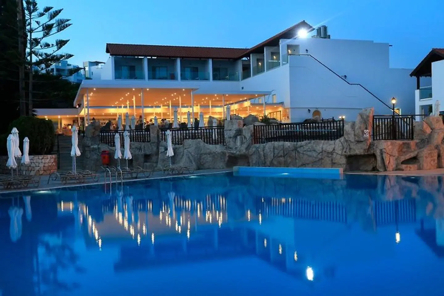 Kapetanios Aqua Resort OUTDOOR_POOL