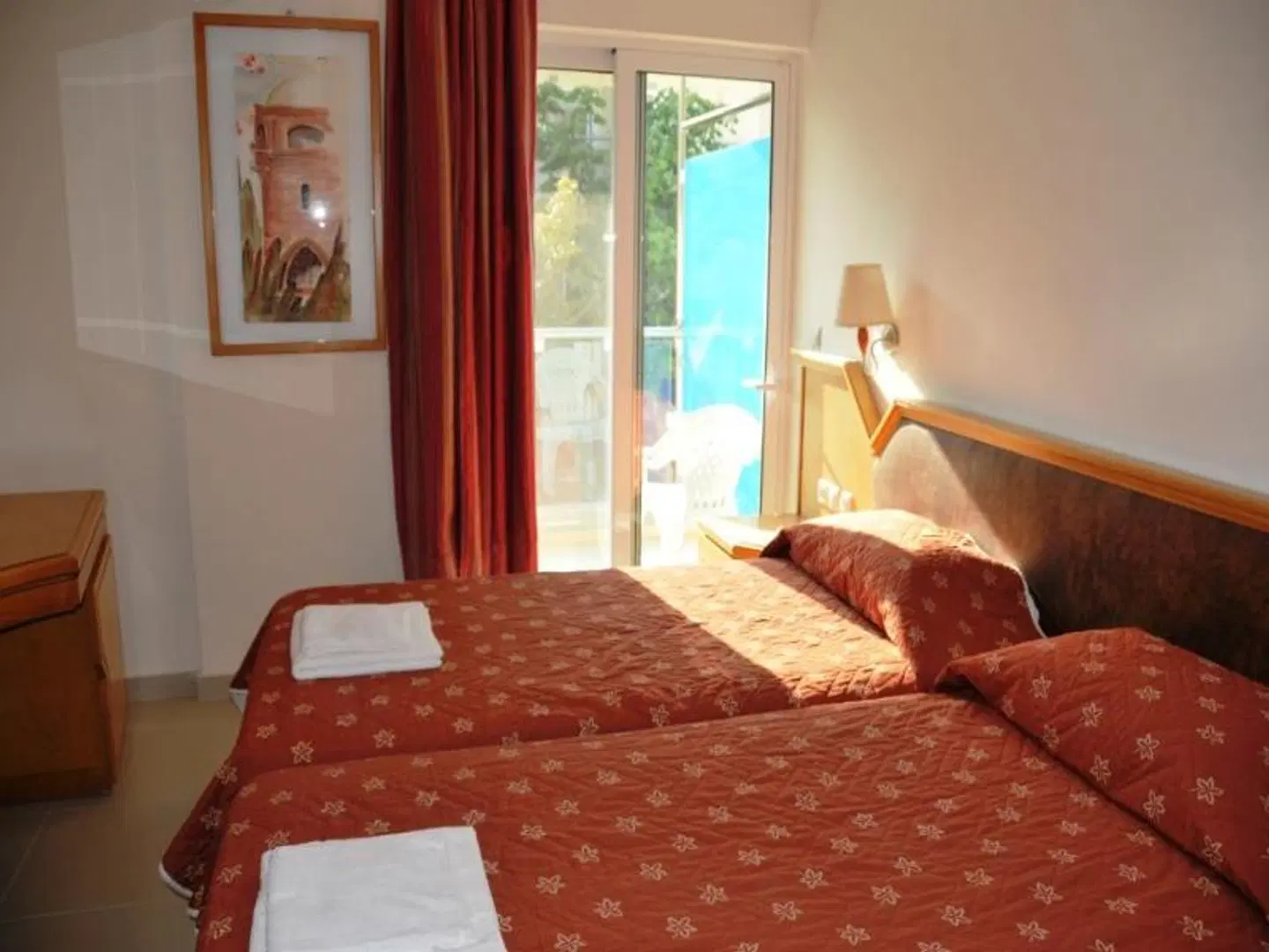 Bristol Sea View Apartments ROOM_EXAMPLE