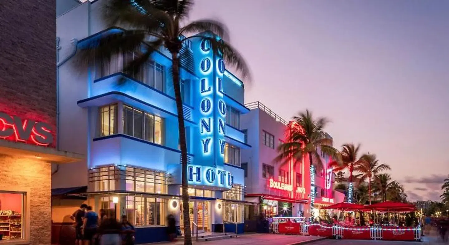 Colony Hotel EXTERIOR