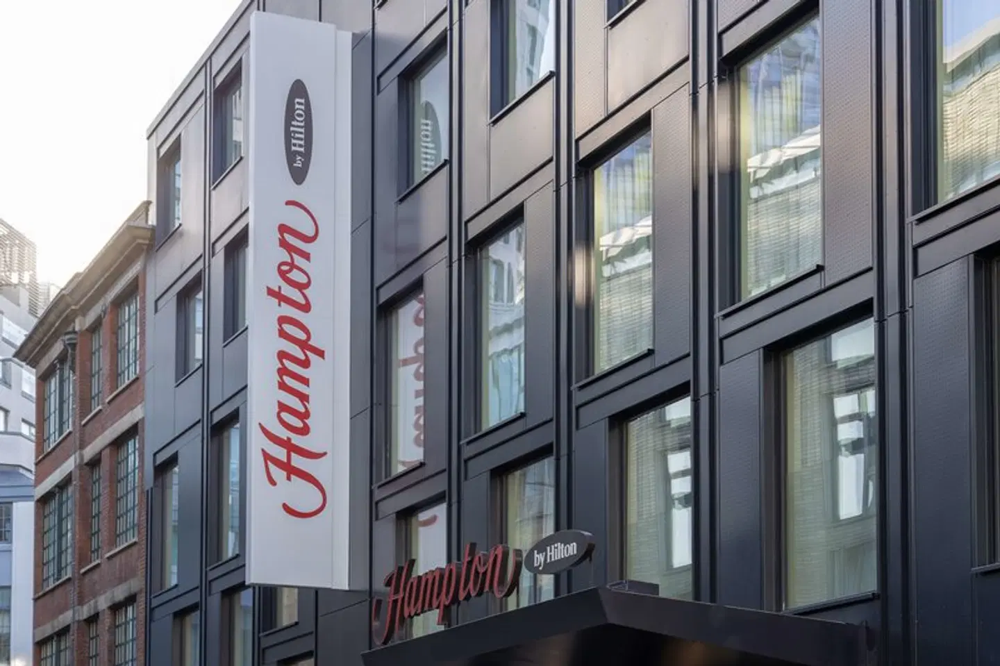 Hampton by Hilton London Old Street EXTERIOR
