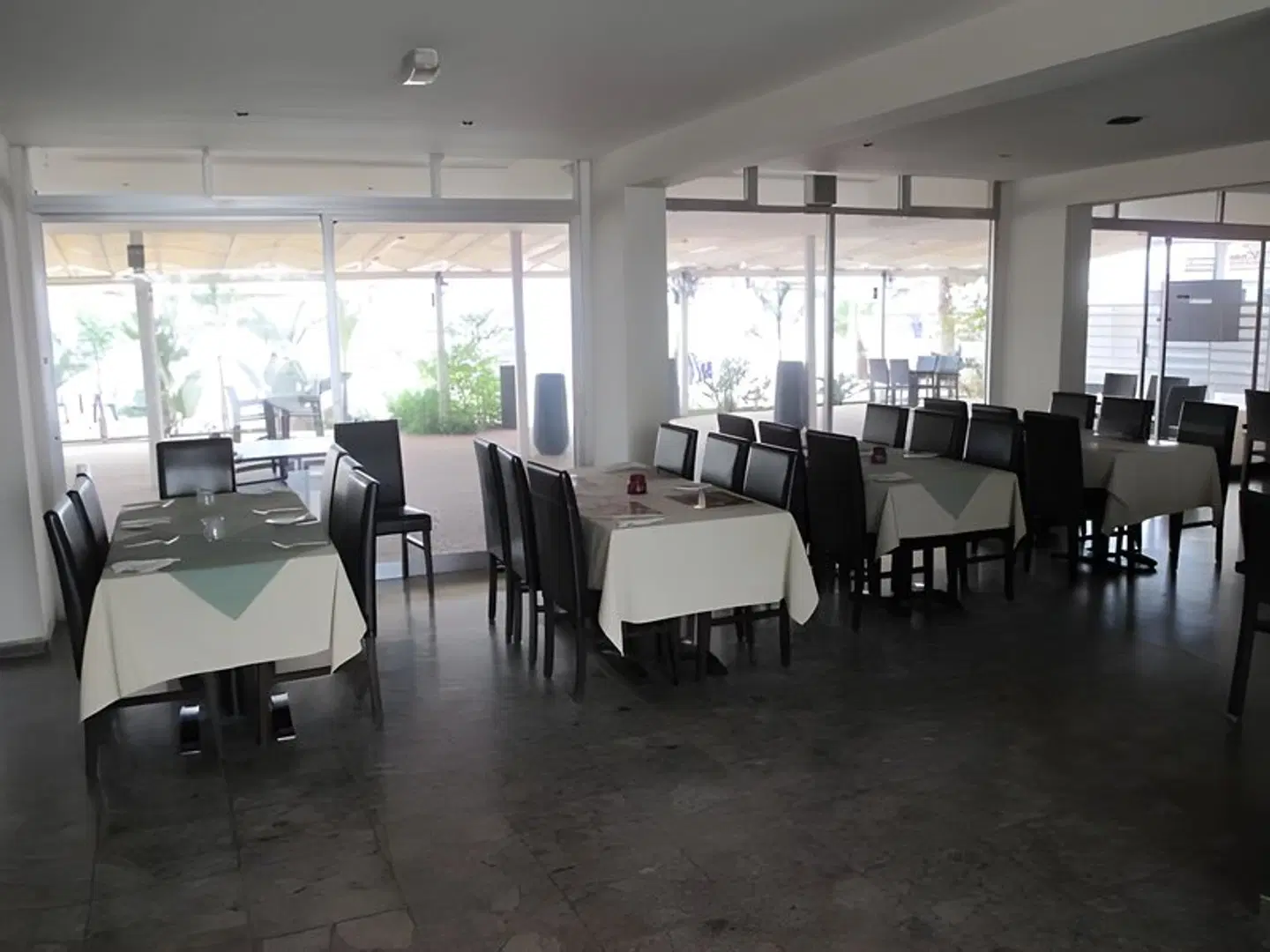 Island Boutique Hotel Restaurant