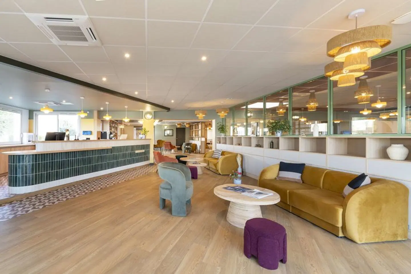 Sure Hotel by Best Western Caen Memorial LOUNGE_LOBBY