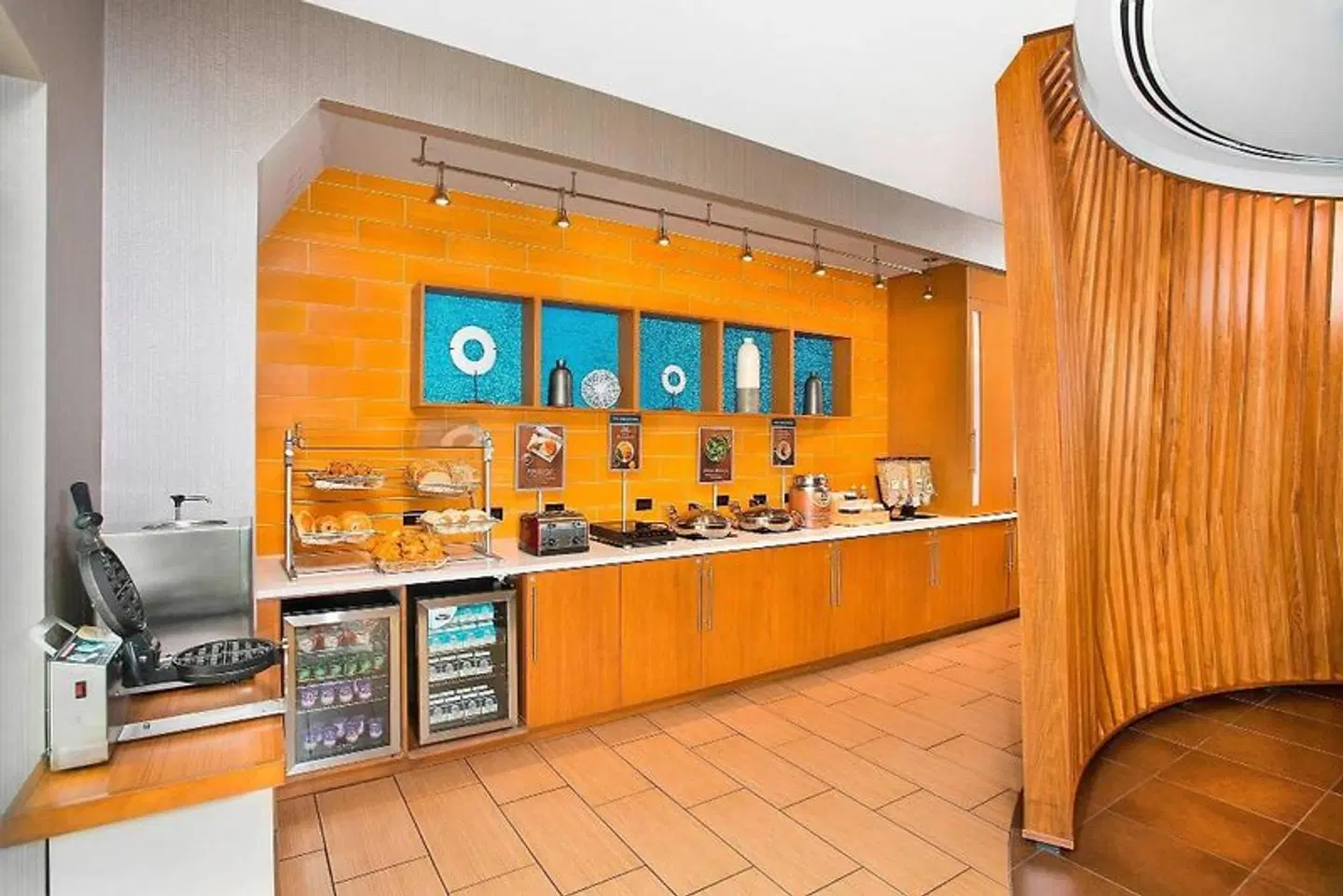 SpringHill Suites by Marriott Fairfax Fair Oaks Restaurant