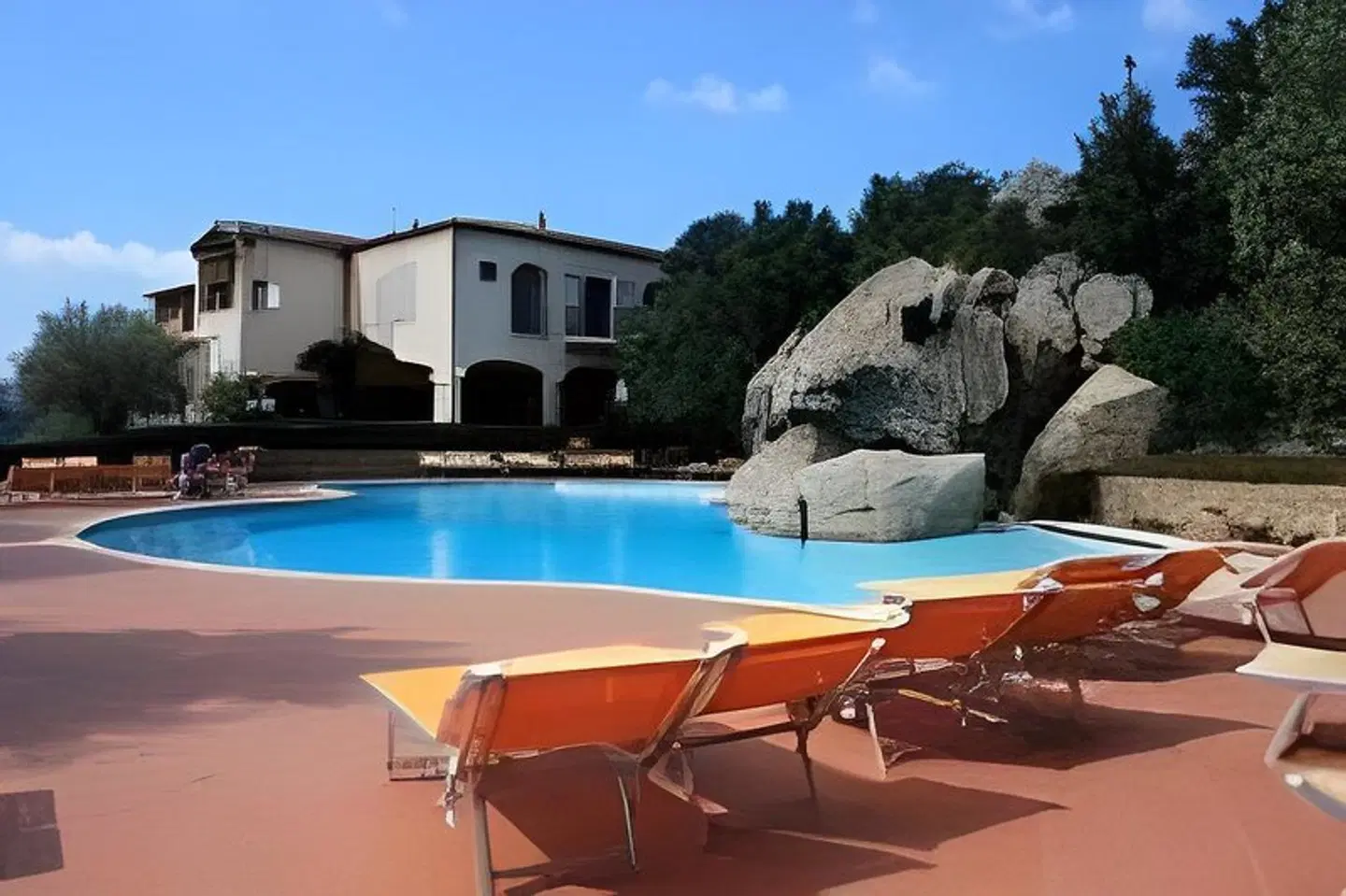 La Rocca Resort & Spa OUTDOOR_POOL