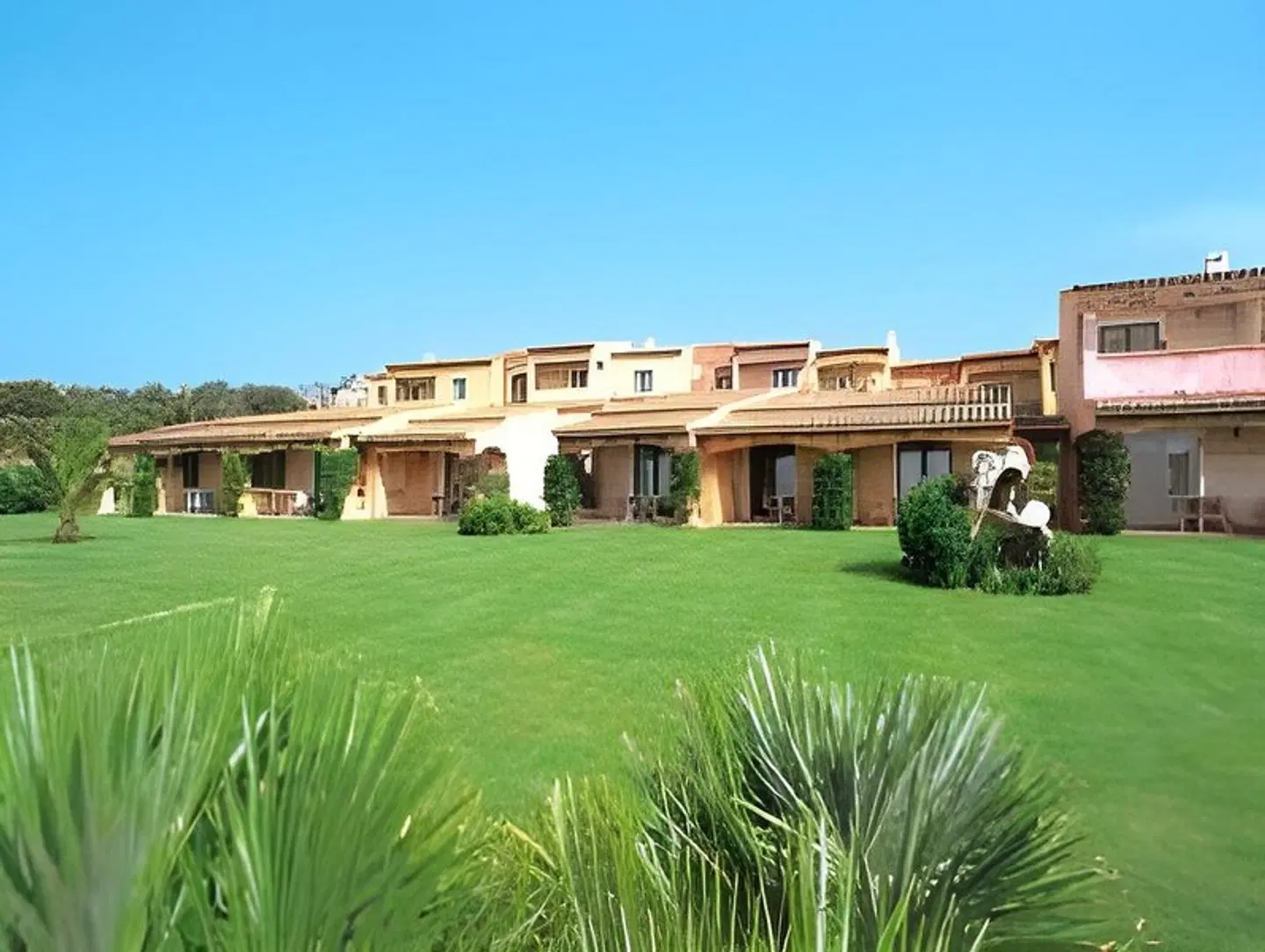 La Rocca Resort & Spa EXTERIOR