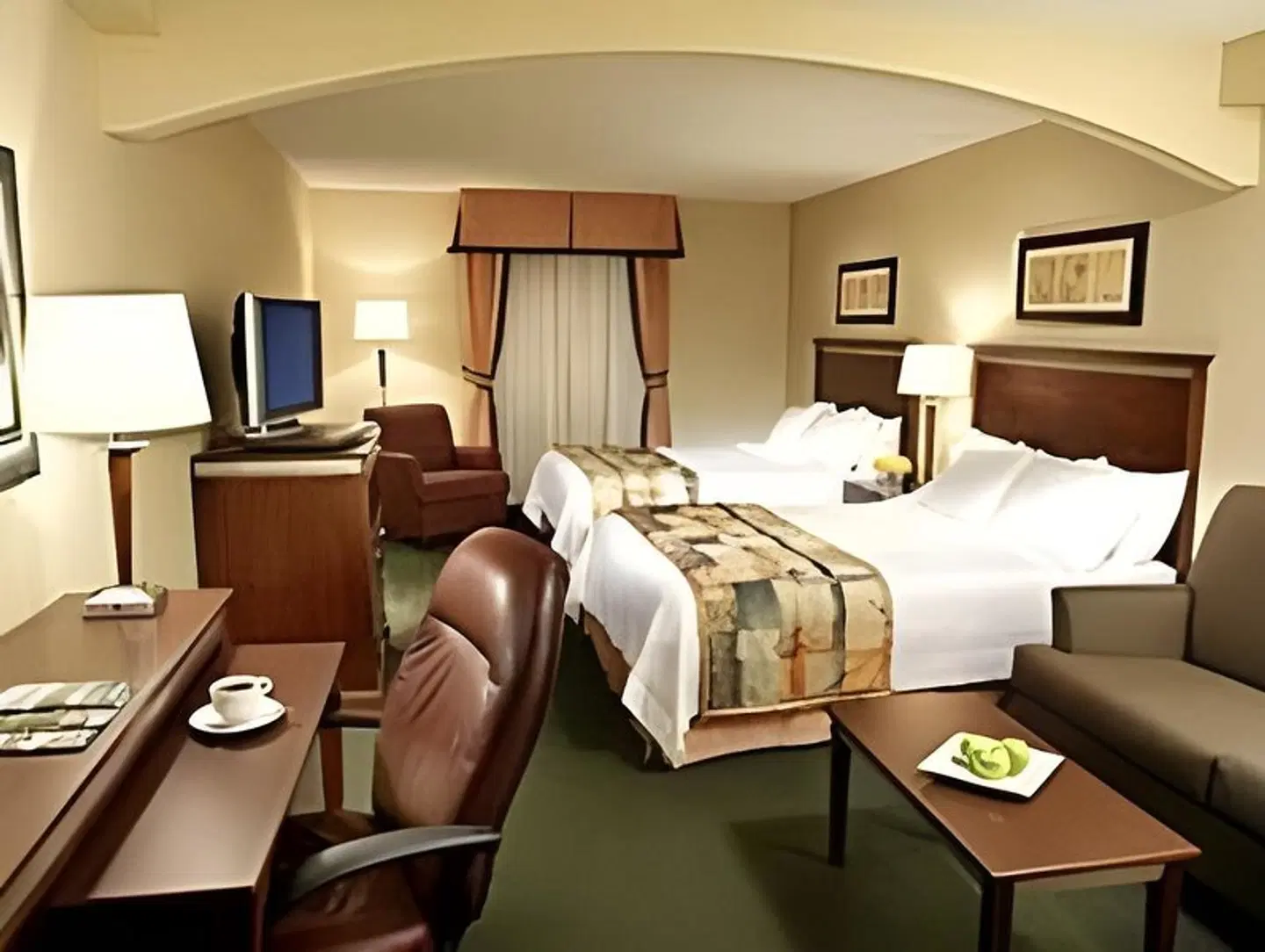 Fairfield by Marriott Inn & Suites Toronto Airport ROOM_EXAMPLE