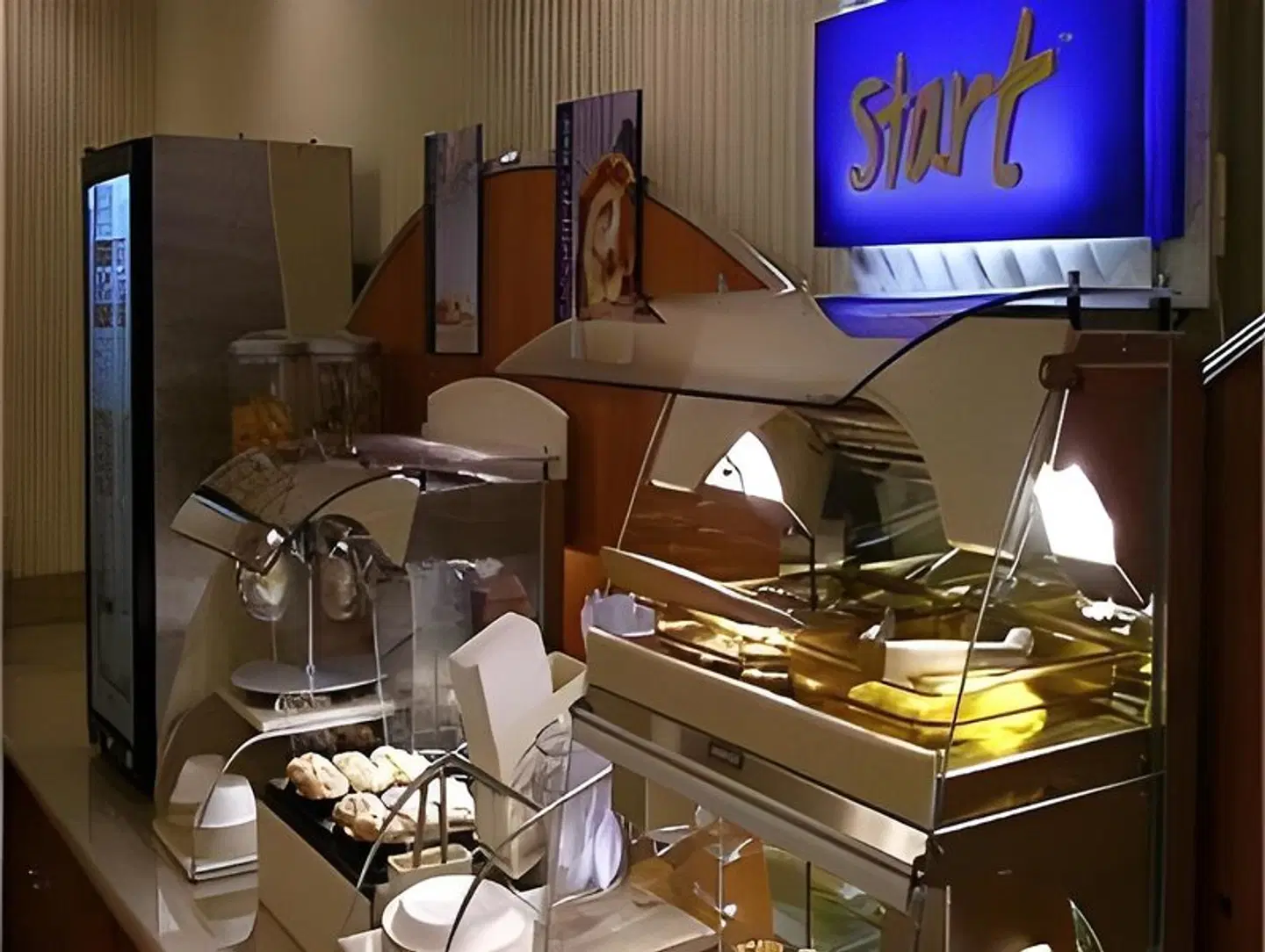 Holiday Inn Express & Suites Lacey - Olympia by IHG Restaurant
