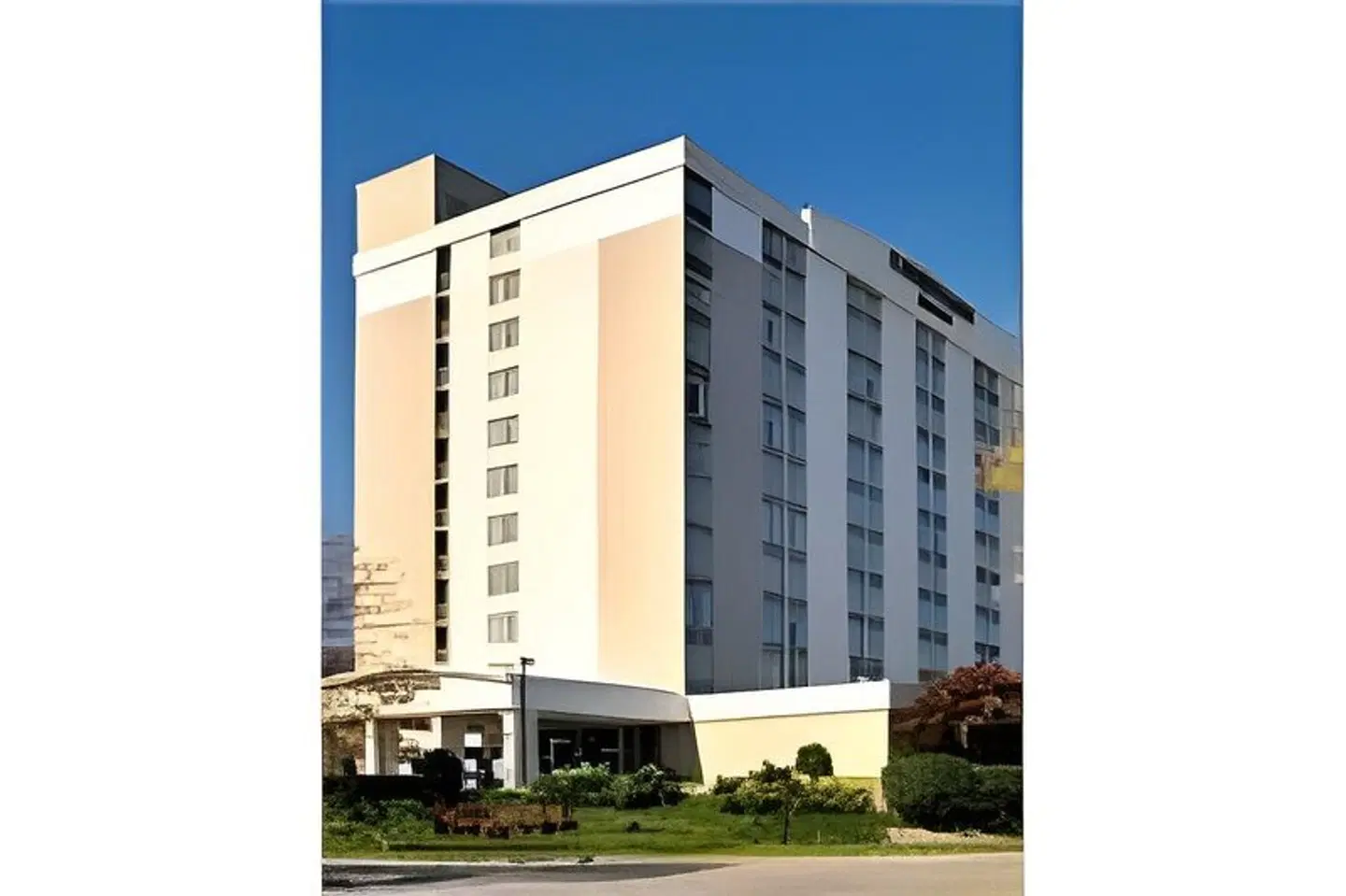Courtyard by Marriott Alexandria Pentagon South EXTERIOR