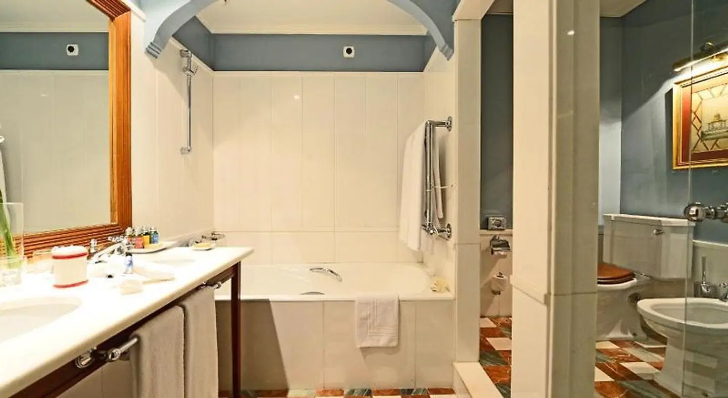 Pestana Palace Lisboa Hotel & National Monument Badezimmer