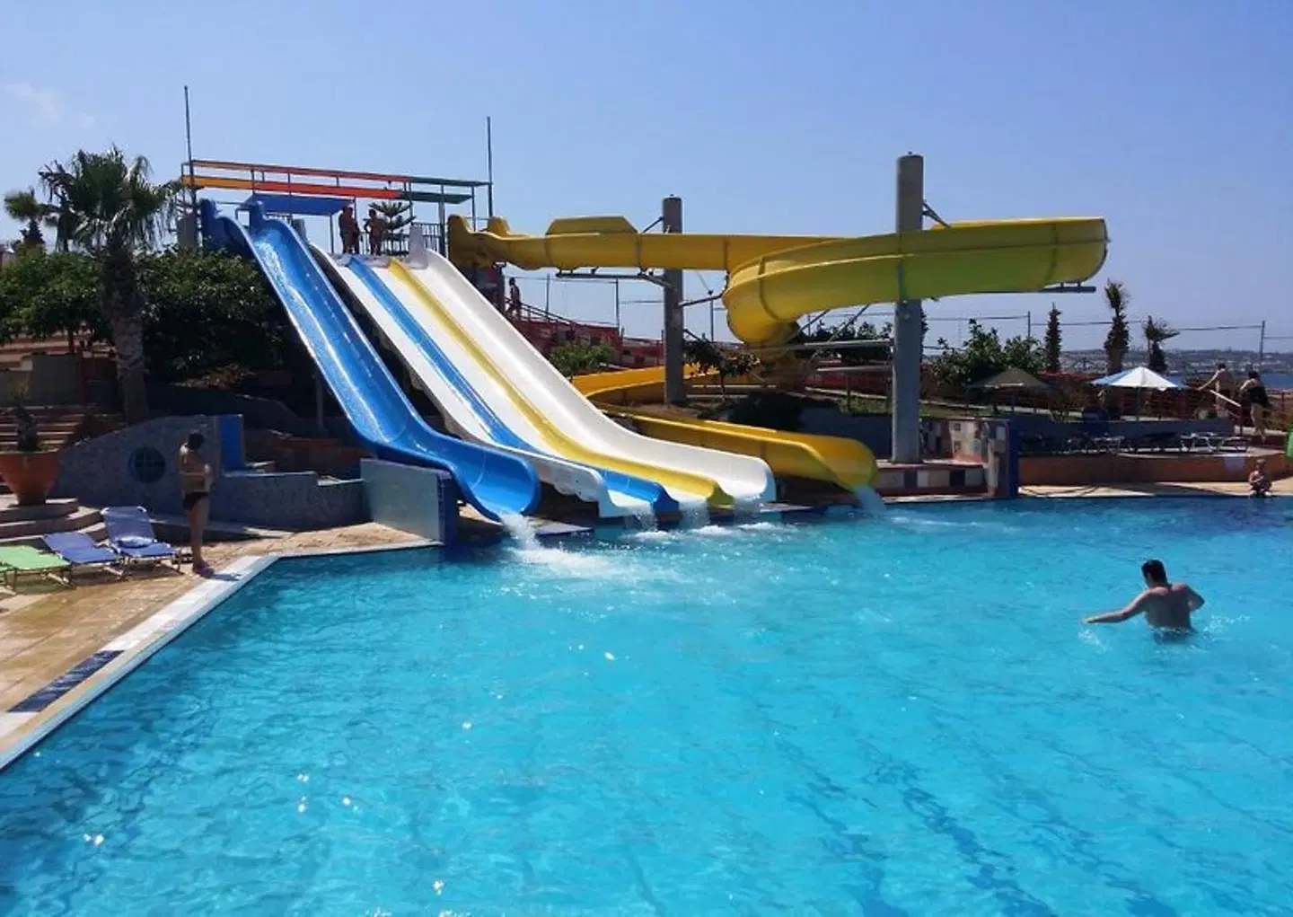 SunBay Hotel OUTDOOR_POOL