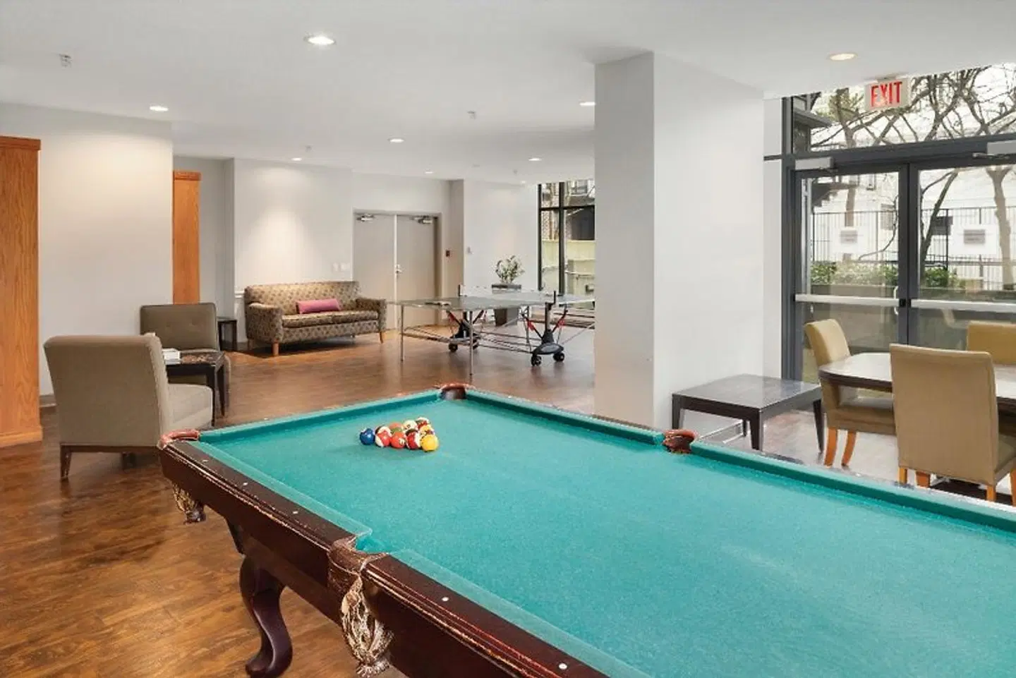 WorldMark Vancouver - The Canadian Hallenbad