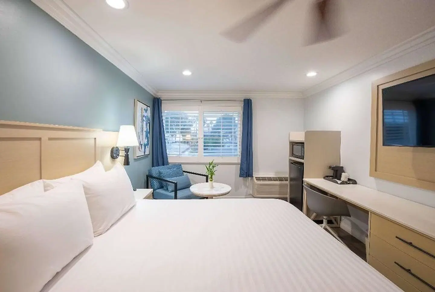 Ramada Limited Redondo Beach ROOM_EXAMPLE