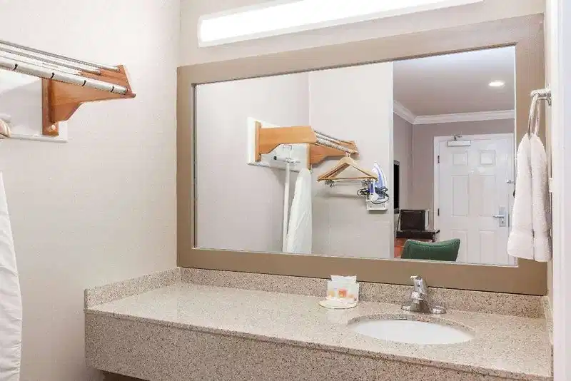 Days Inn by Wyndham San Francisco S/Oyster Point Airport – Hotelfoto