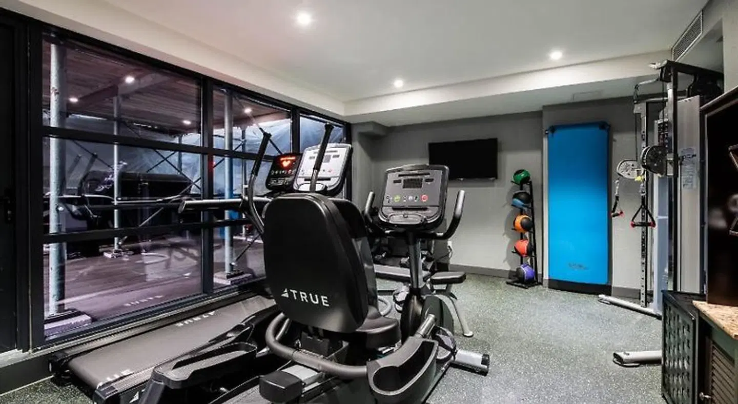 Wingate by Wyndham Long Island City SPORTS_AND_LEISURE
