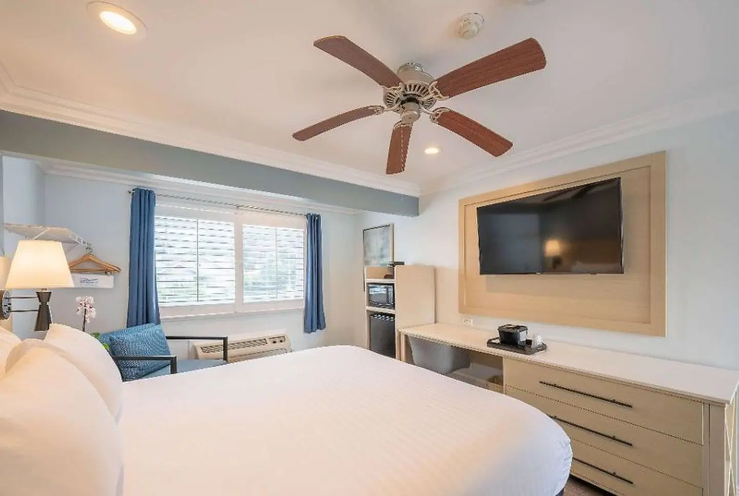 Ramada Limited Redondo Beach ROOM_EXAMPLE