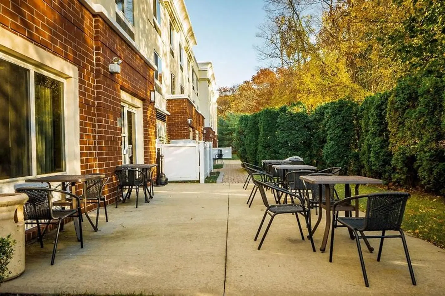 Fairfield Inn by Marriott Medford Long Island Terrasse