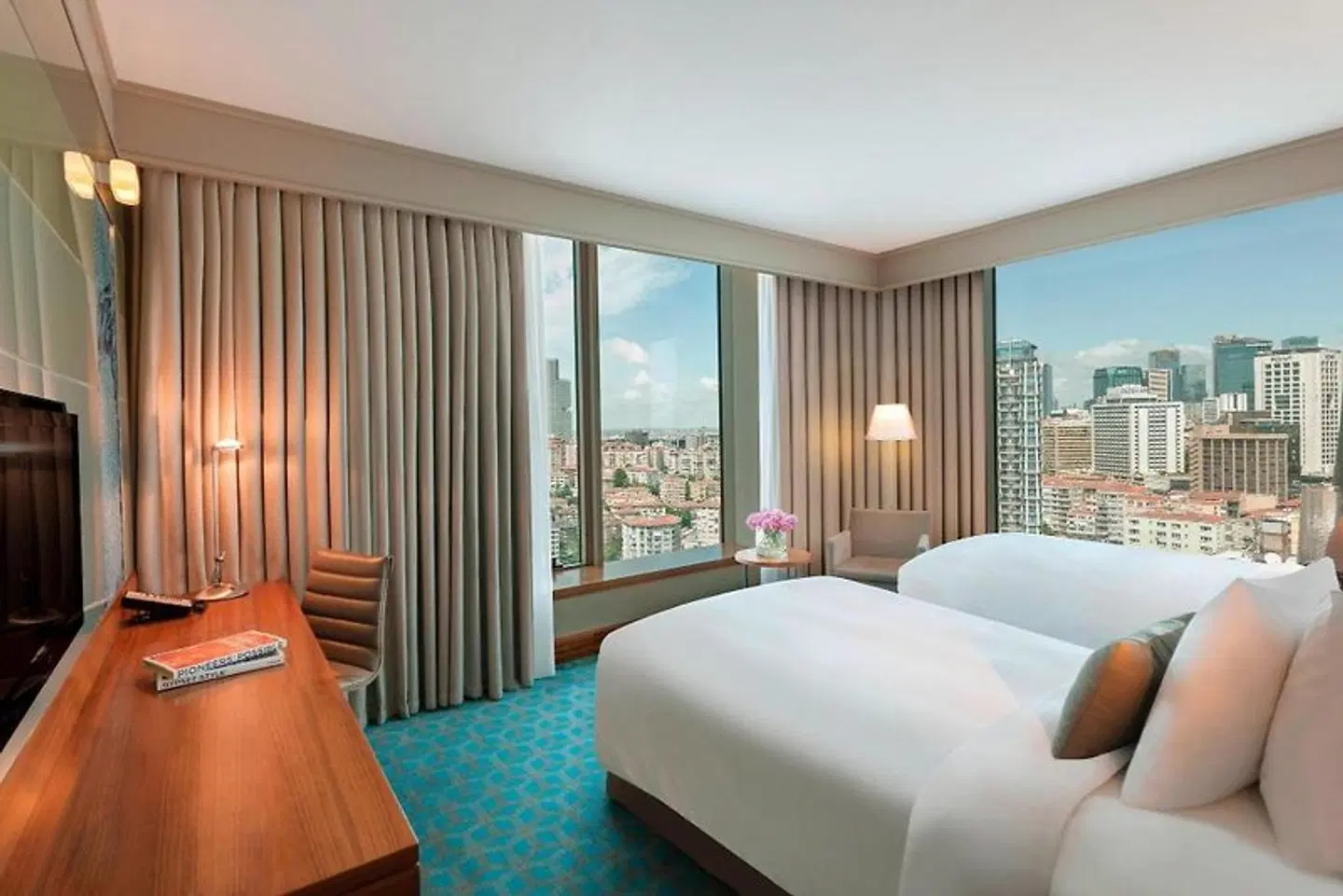 Renaissance Istanbul Polat Bosphorus Hotel ROOM_EXAMPLE