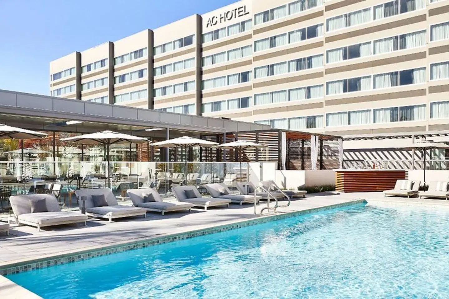 AC Hotel by Marriott Pleasanton OUTDOOR_POOL