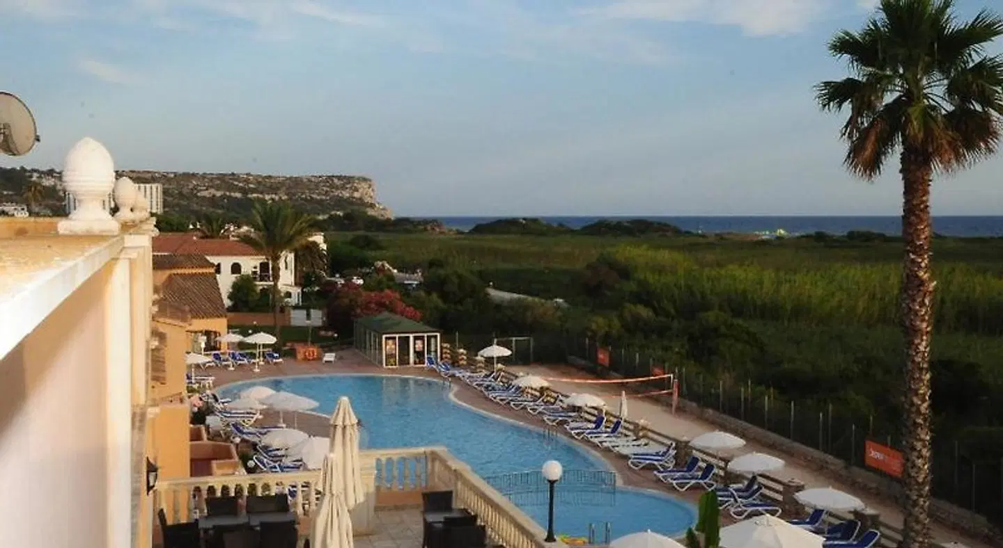 Arenas de Son Bou OUTDOOR_POOL