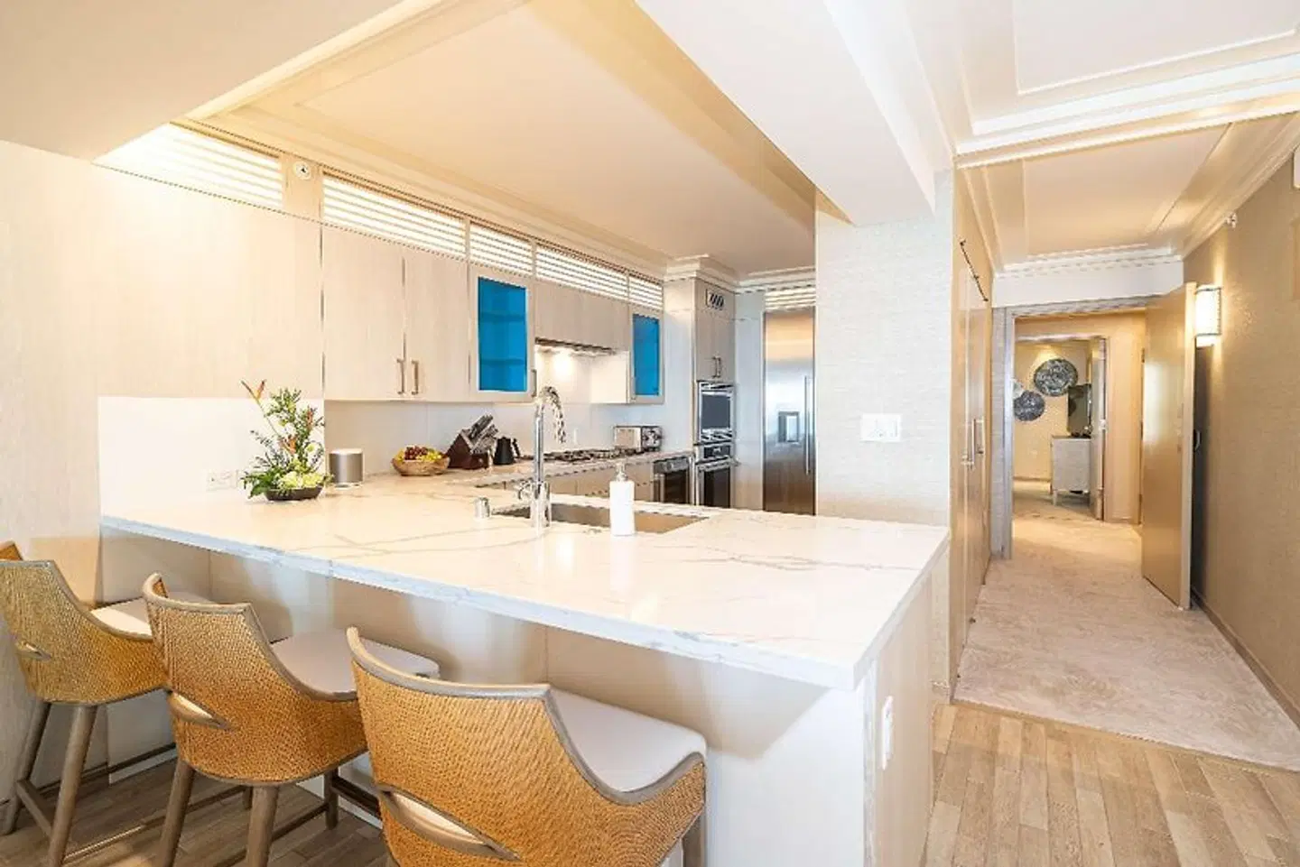 ESPACIO The Jewel of Waikiki ROOM_EXAMPLE