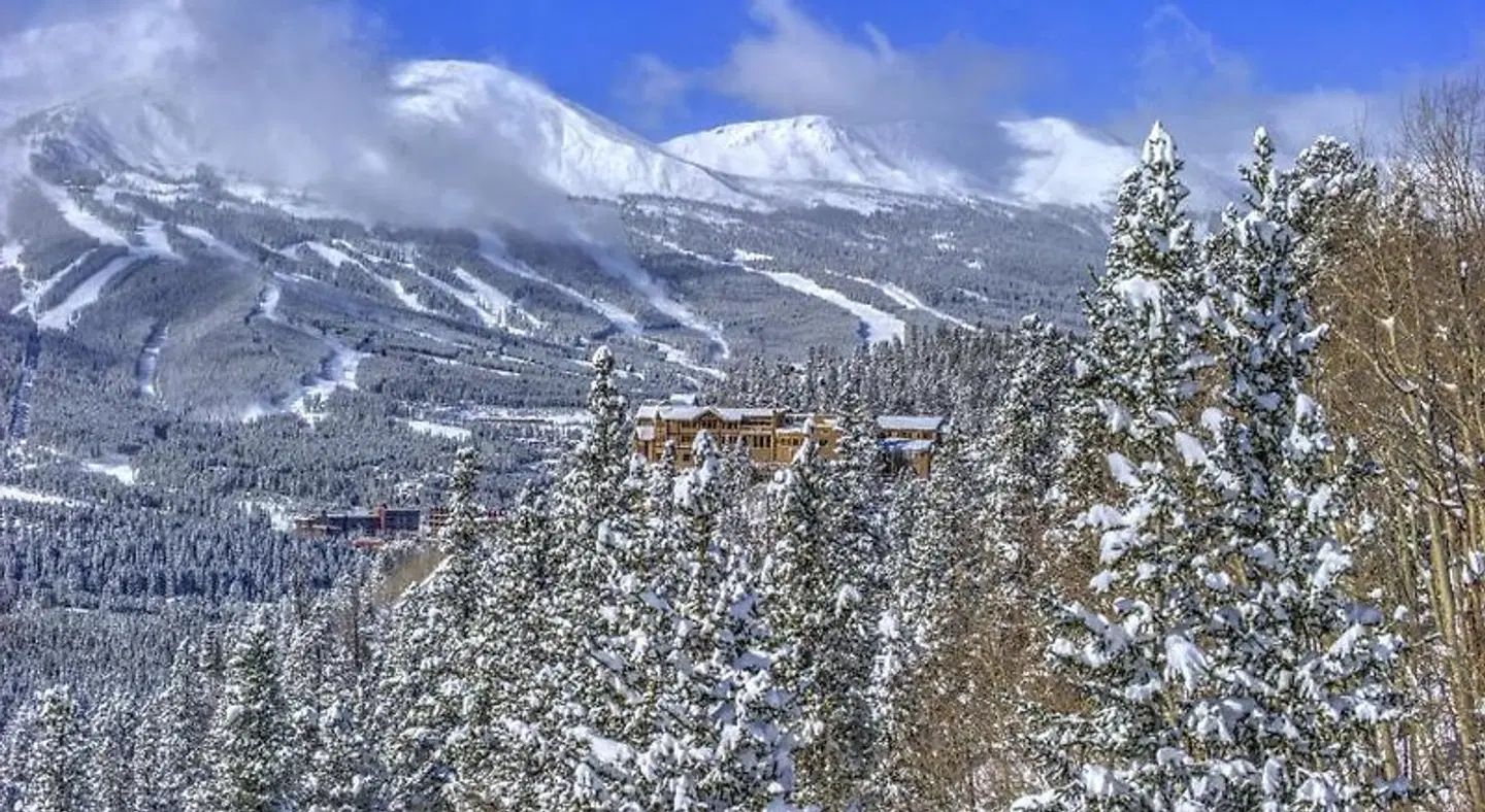 The Lodge at Breckenridge LANDSCAPE