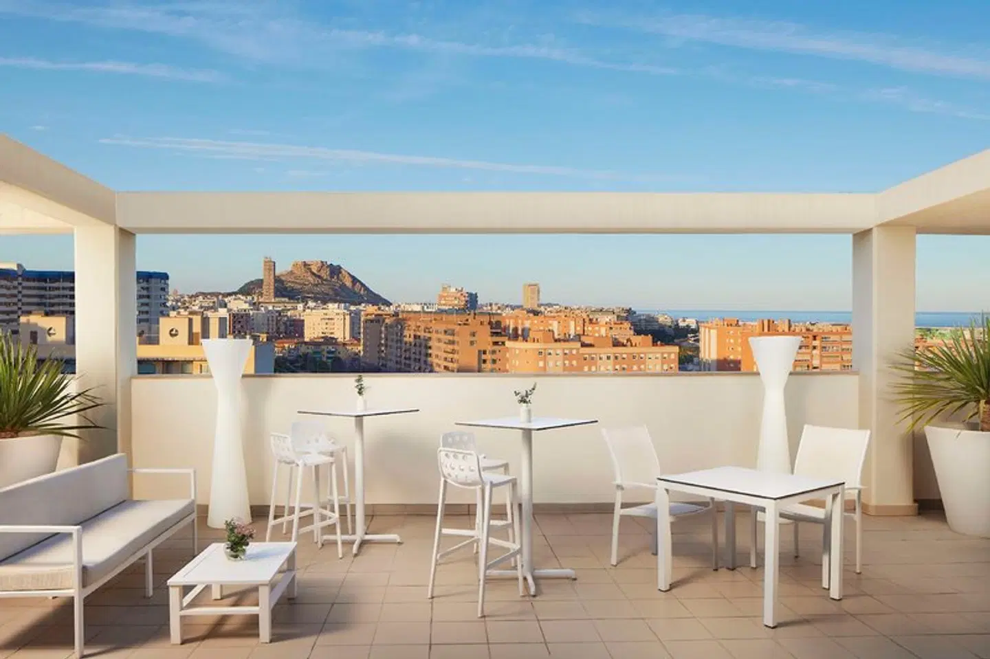 NH Alicante Terrasse