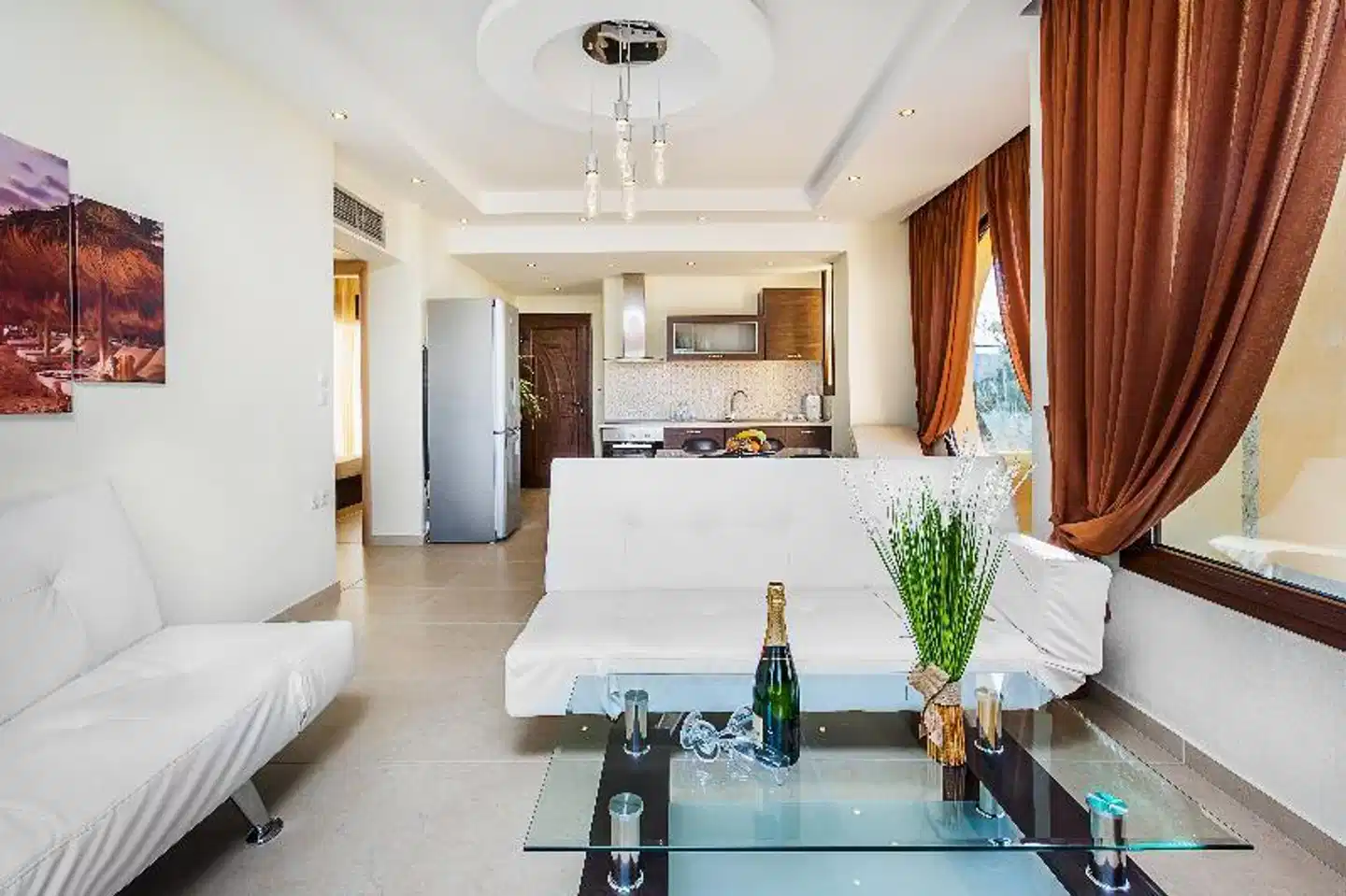 Belohorizonte Fine Accommodation Wohnbeispiel