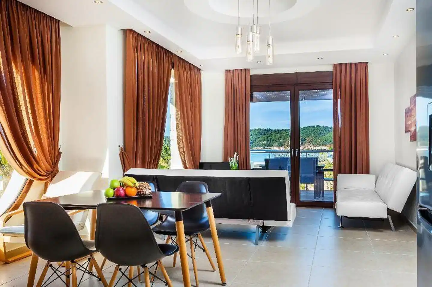 Belohorizonte Fine Accommodation Wohnbeispiel