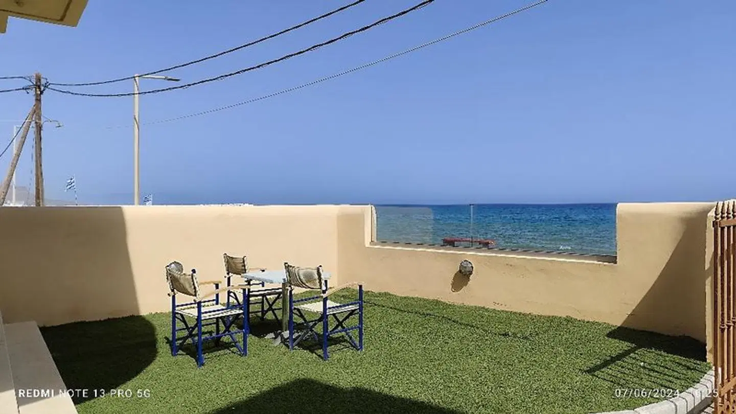 Niros Beach Terrasse