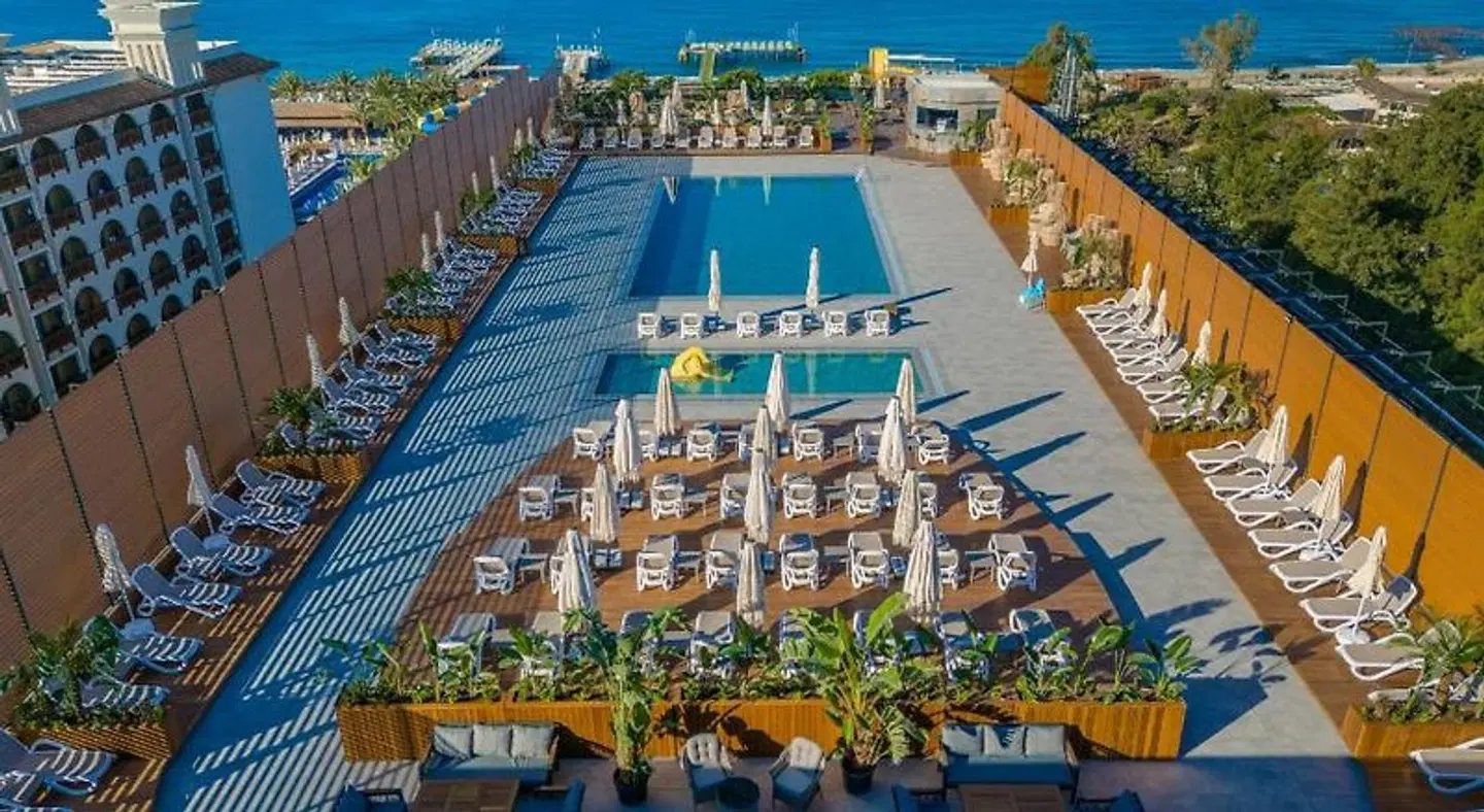 Bera Alanya Hotel OUTDOOR_POOL