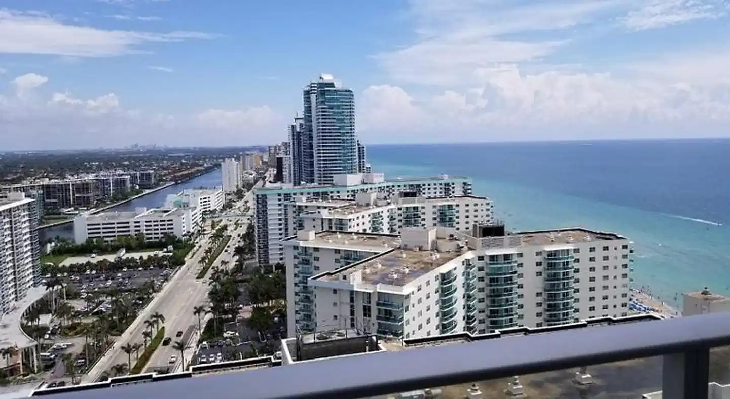 Lyfe Resort & Residences Aussenansicht