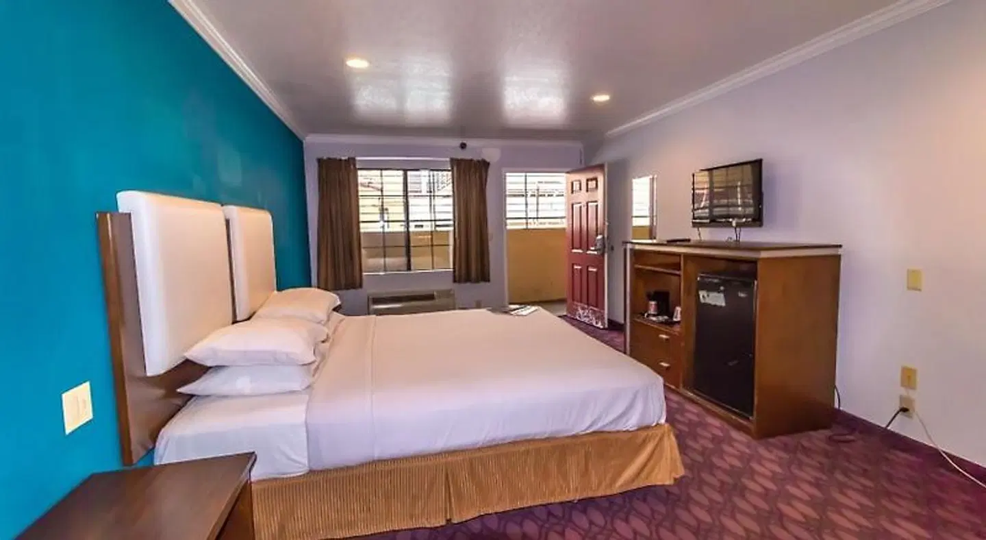 Hotel Pacific ROOM_EXAMPLE