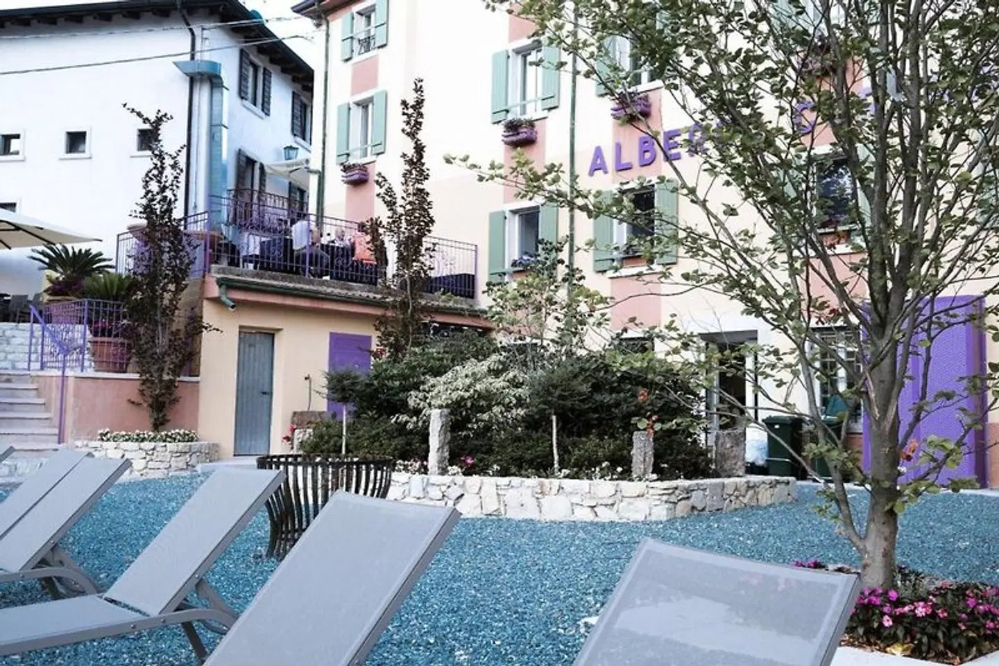 Hotel Corona EXTERIOR