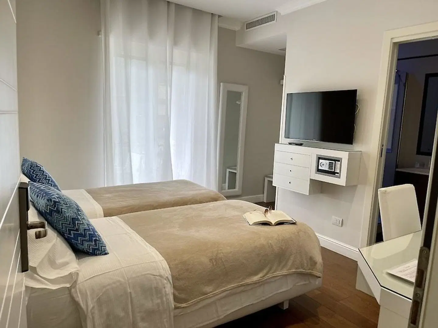 Bougainvillea Relais ROOM_EXAMPLE