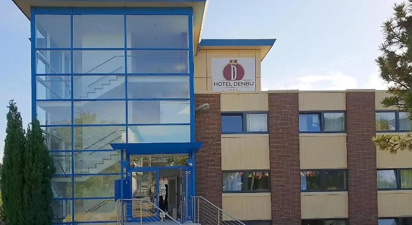 Hotel Denbu EXTERIOR