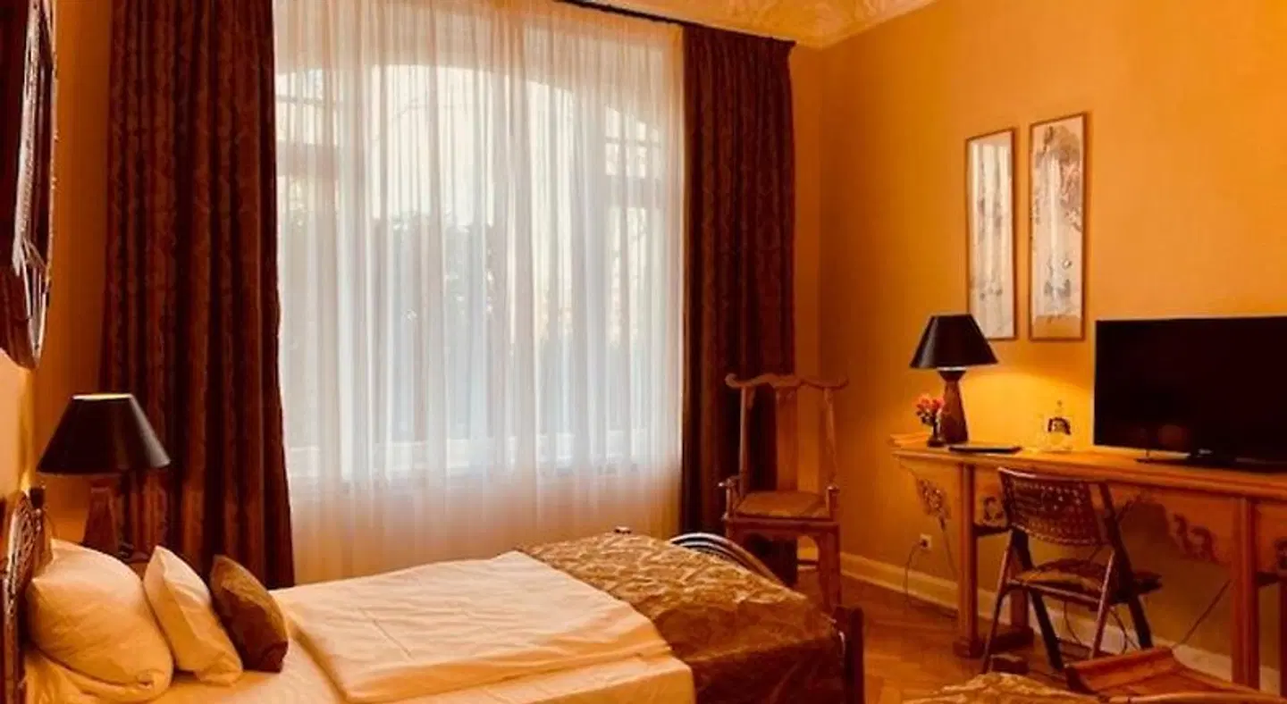 Miramar ROOM_EXAMPLE