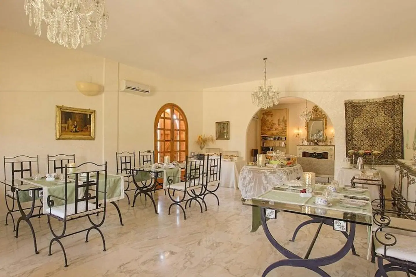 Villa Diana Restaurant