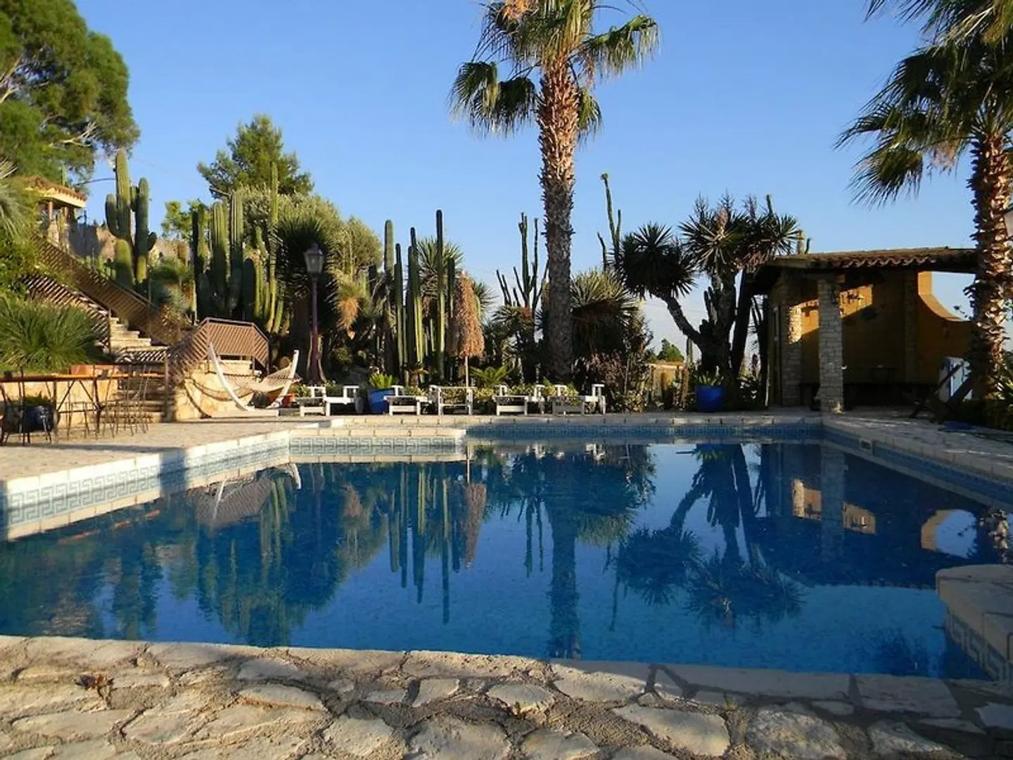 Relais Garden Cactus B&B OUTDOOR_POOL
