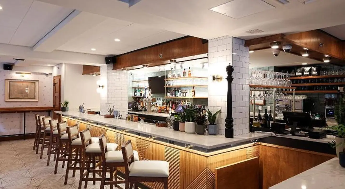 The Shelburne Sonesta New York Bar