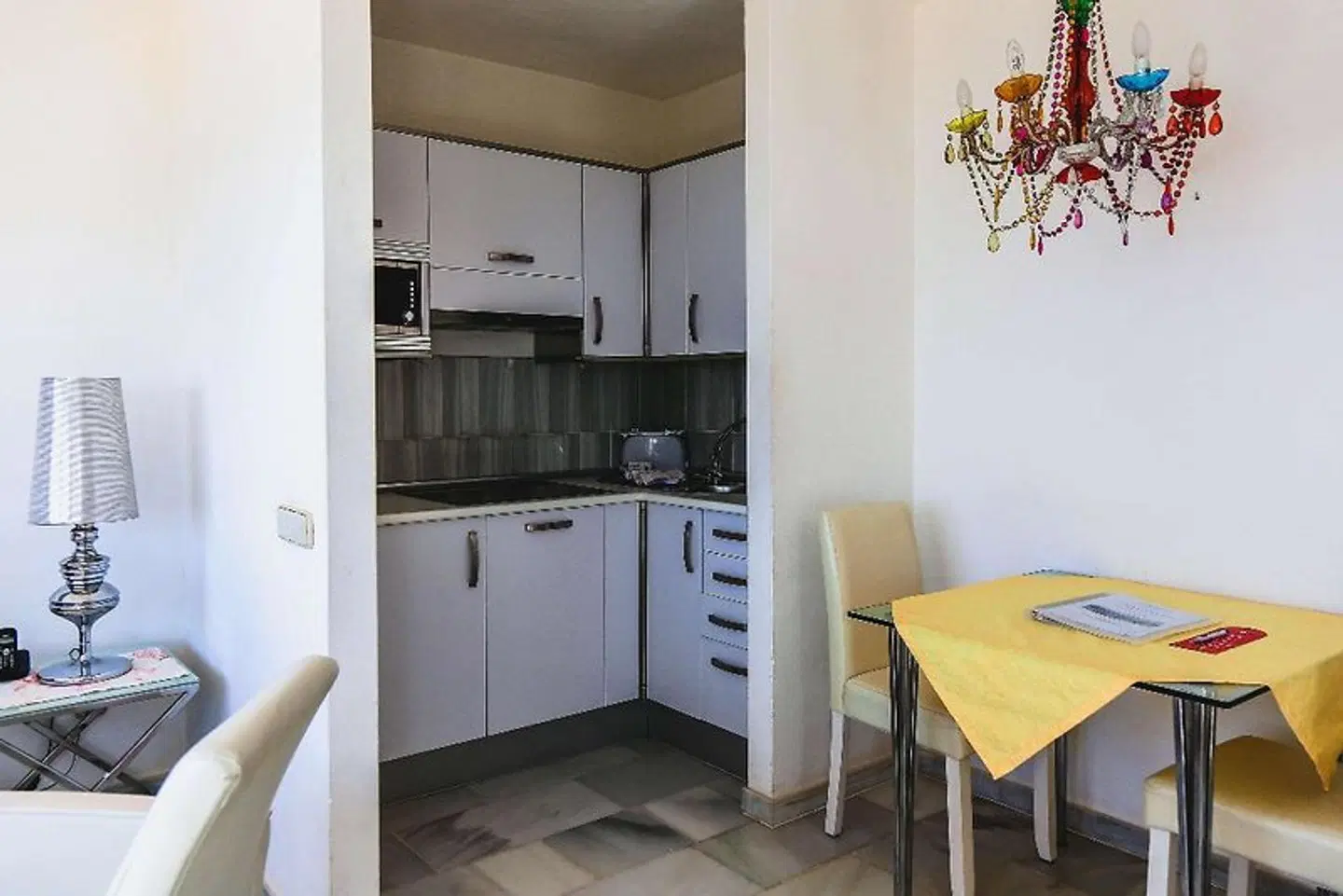 R2 Maryvent Beach Apartment ROOM_EXAMPLE