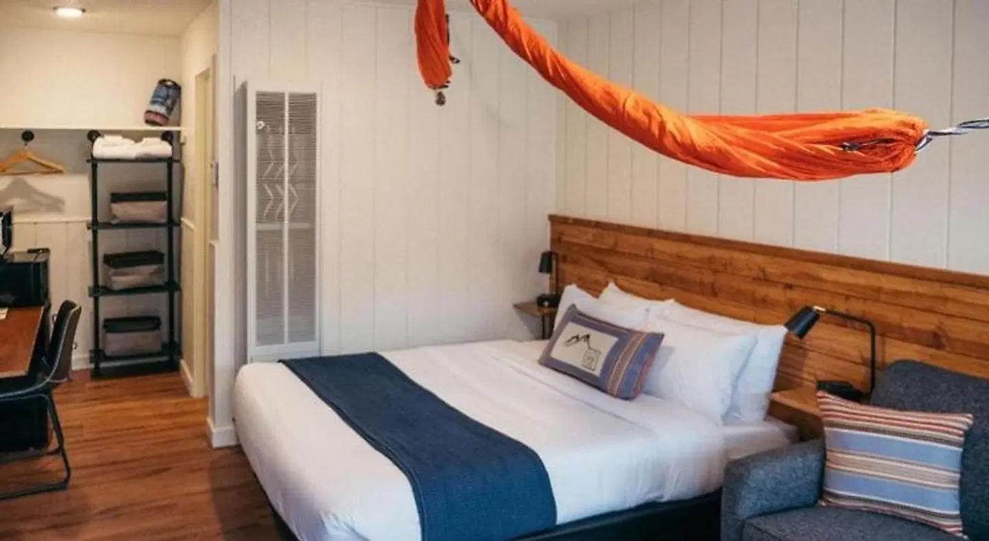 LOGE Breckenridge ROOM_EXAMPLE