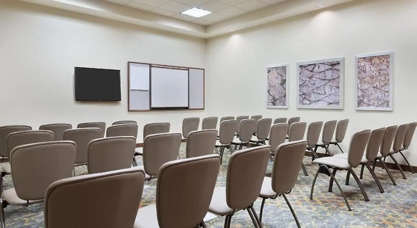 Staybridge Suites Miami International Airport by IHG Konferenz