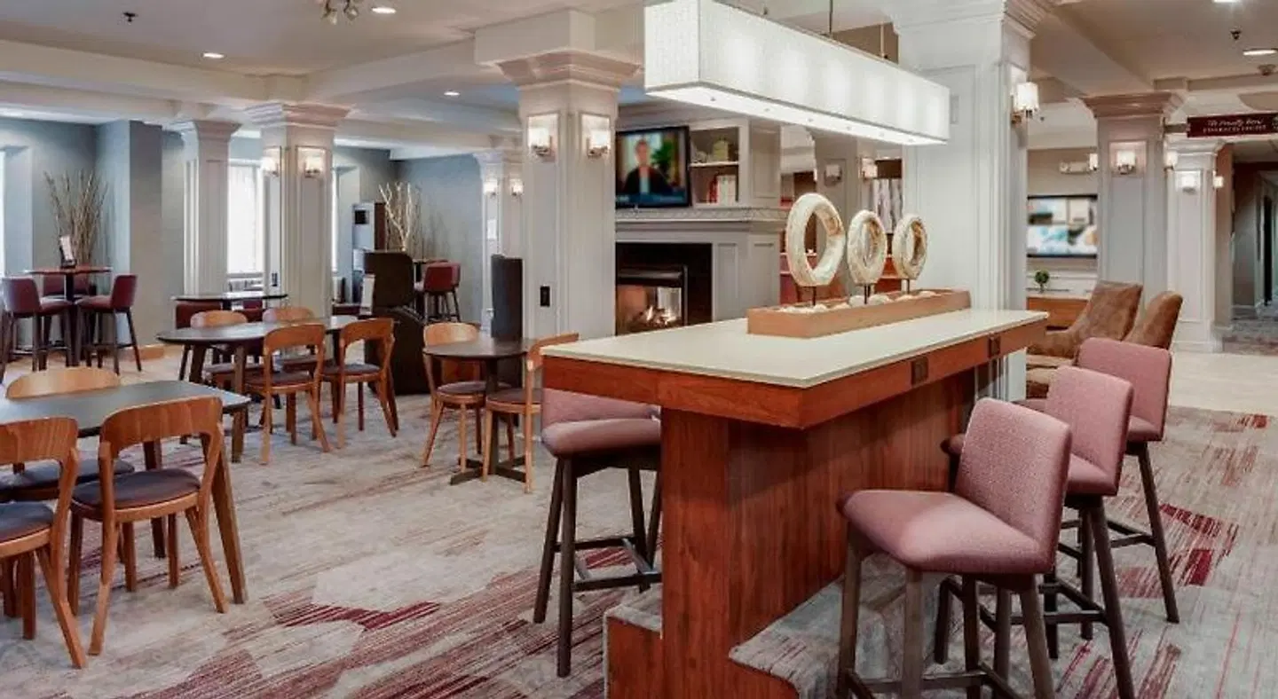 Courtyard by Marriott Cranbury South Brunswick Bar